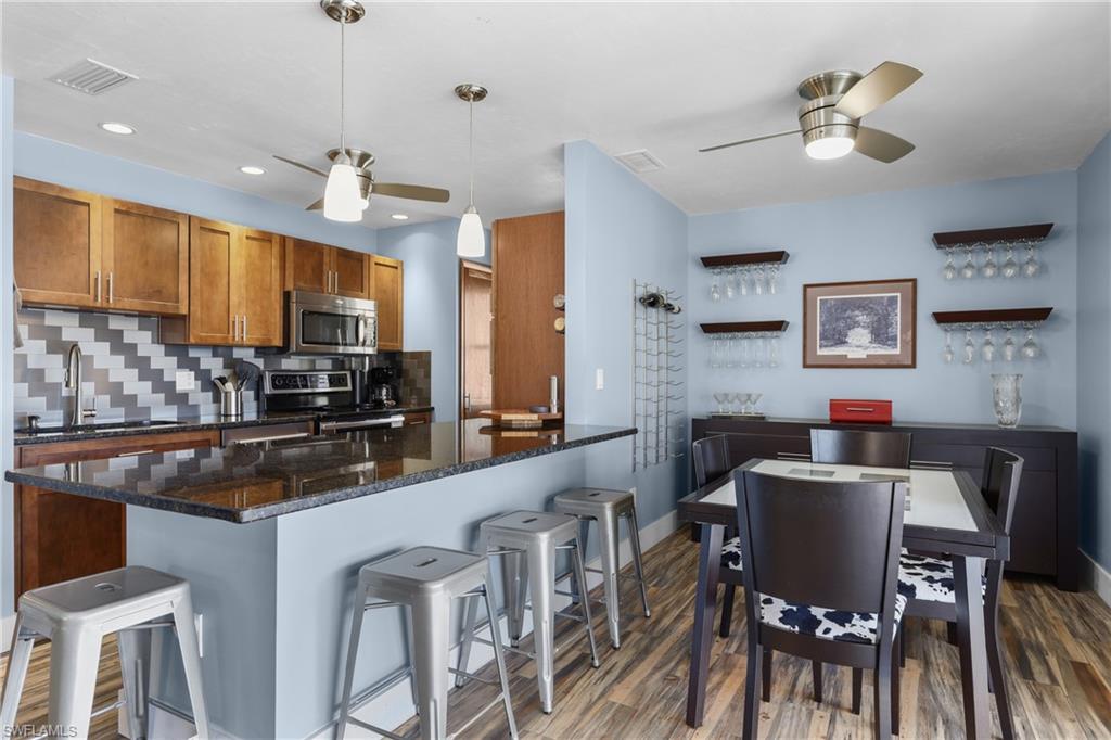 HARBOR LAKES OF NAPLES - Residential