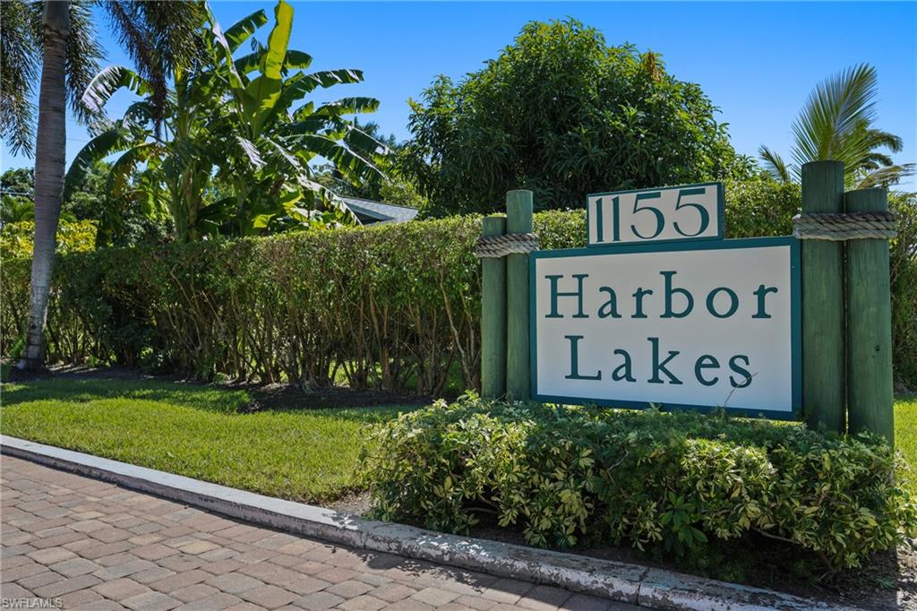 HARBOR LAKES OF NAPLES - Residential