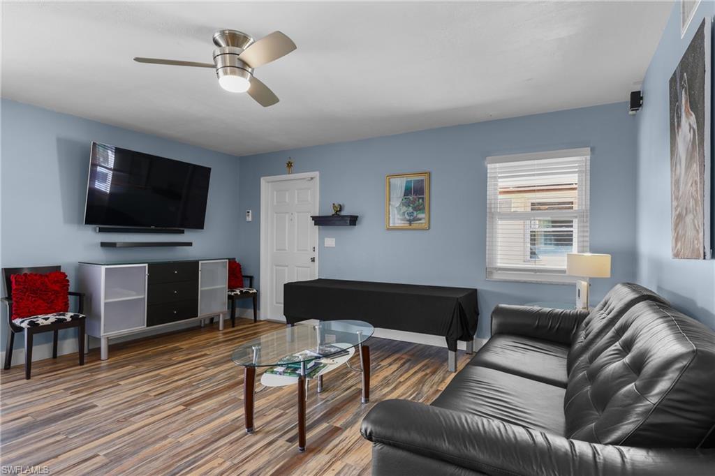 HARBOR LAKES OF NAPLES - Residential