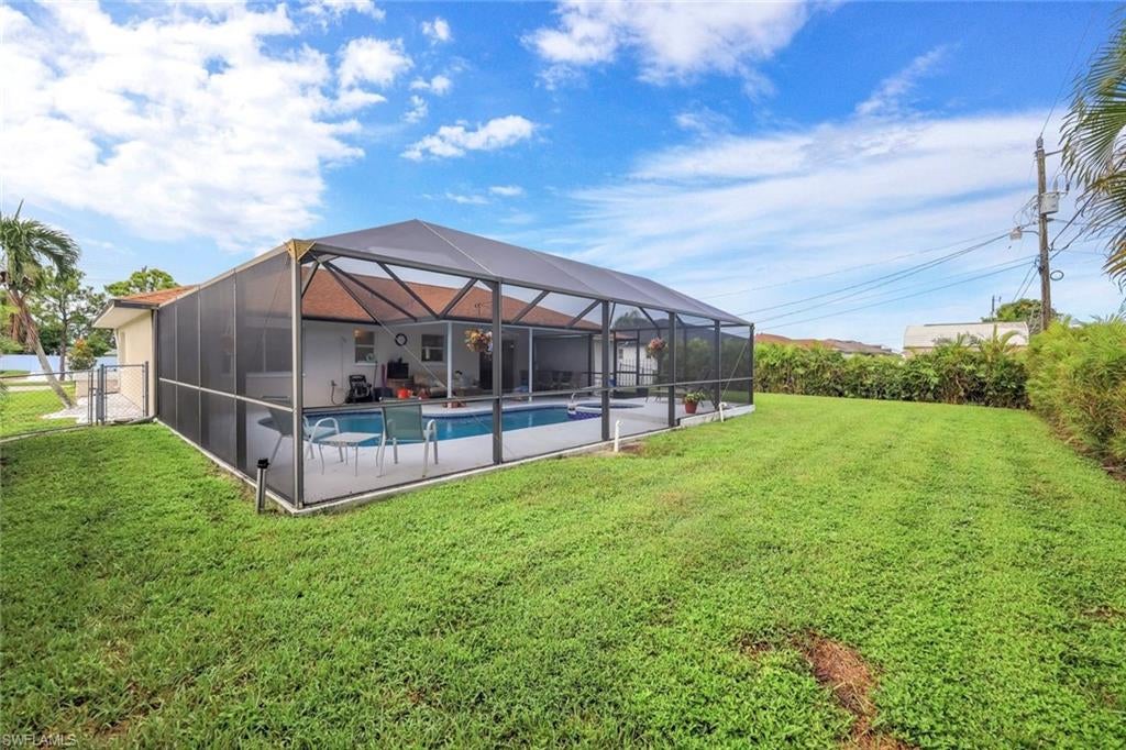 CAPE CORAL - Residential