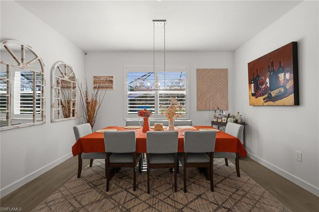 TUCKERS COVE - Residential