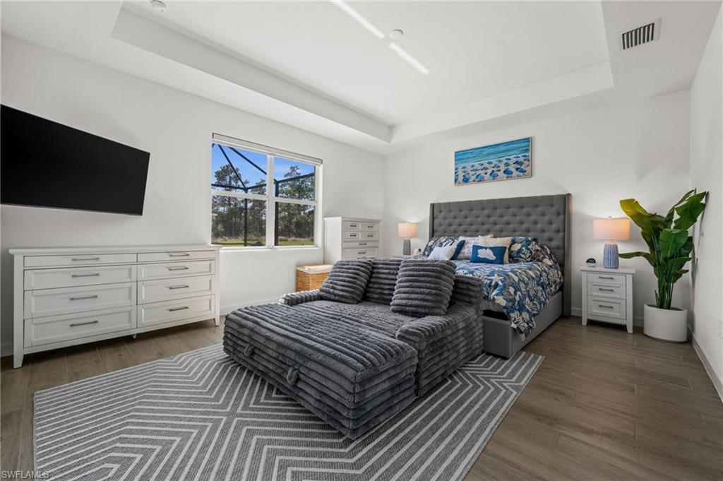TUCKERS COVE - Residential