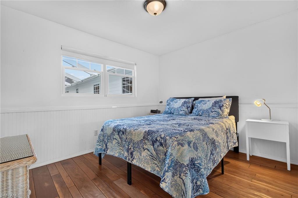 SANIBEL SHORES - Residential