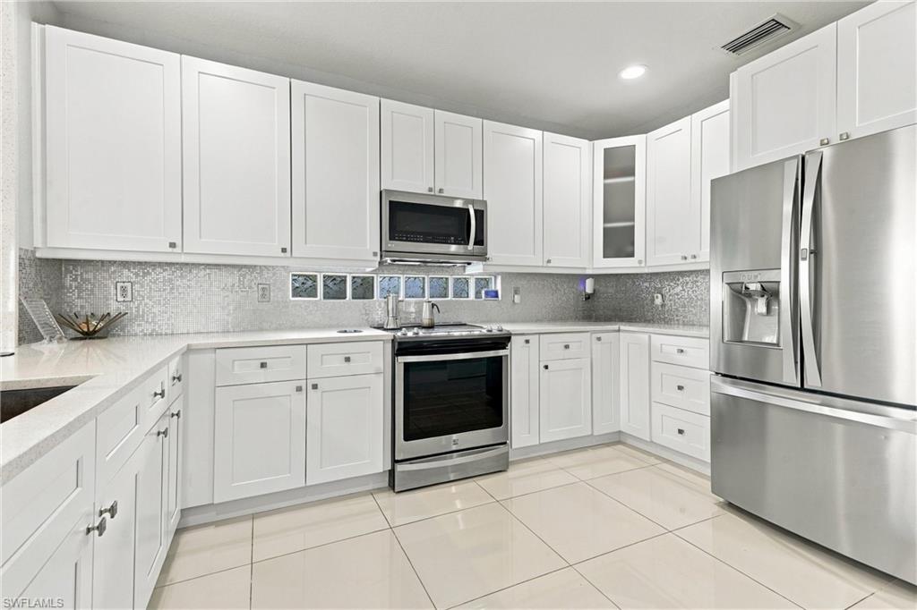 VALENCIA COUNTRY CLUB - Residential