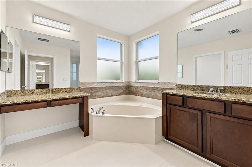 VALENCIA COUNTRY CLUB - Residential