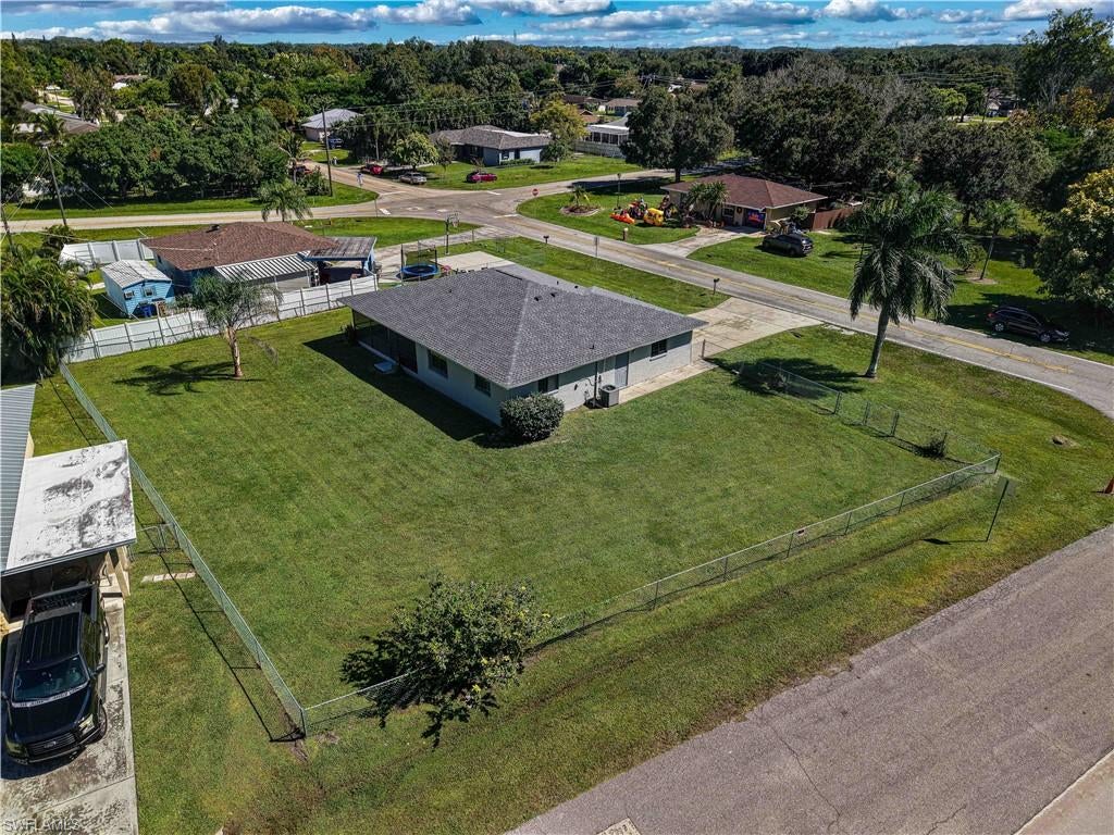 FORT MYERS SHORES - Residential