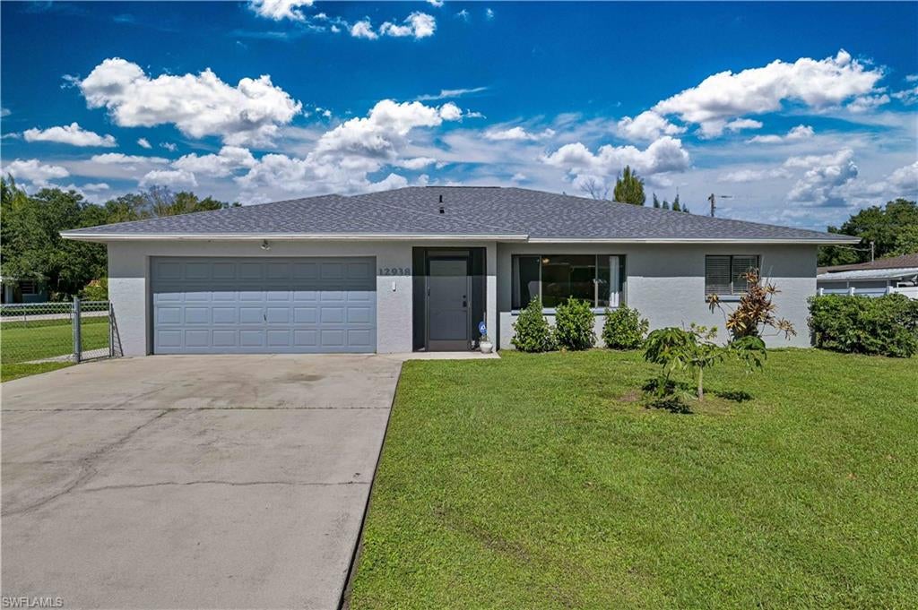FORT MYERS SHORES - Residential
