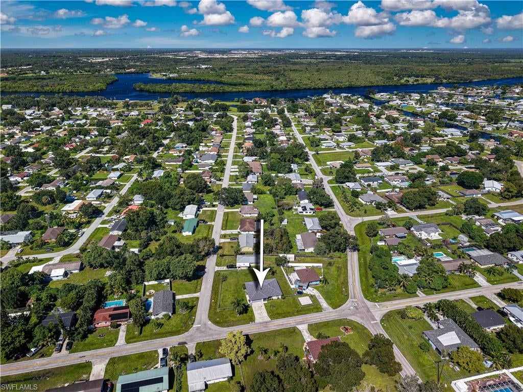 FORT MYERS SHORES - Residential
