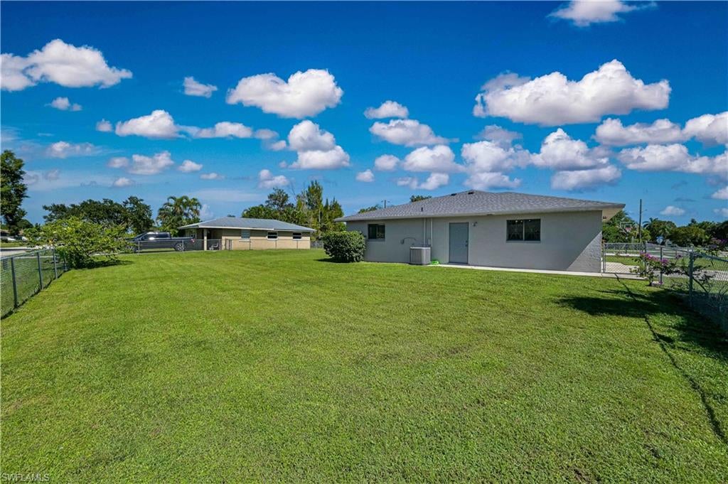 FORT MYERS SHORES - Residential