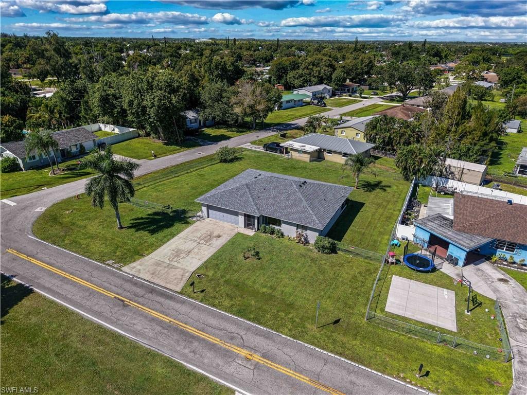 FORT MYERS SHORES - Residential