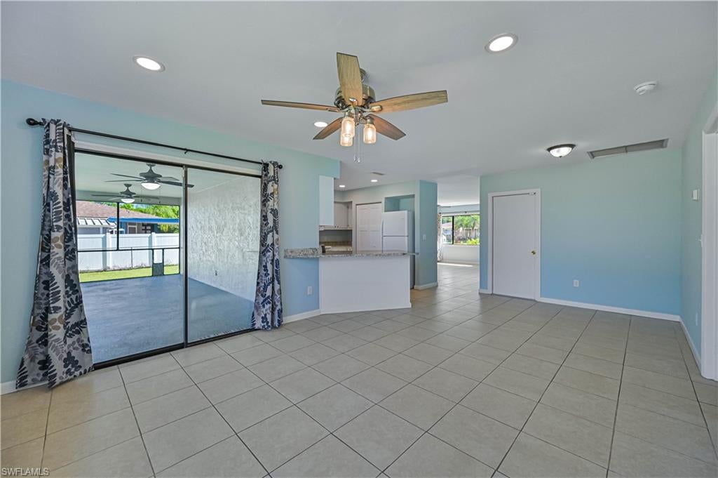 FORT MYERS SHORES - Residential