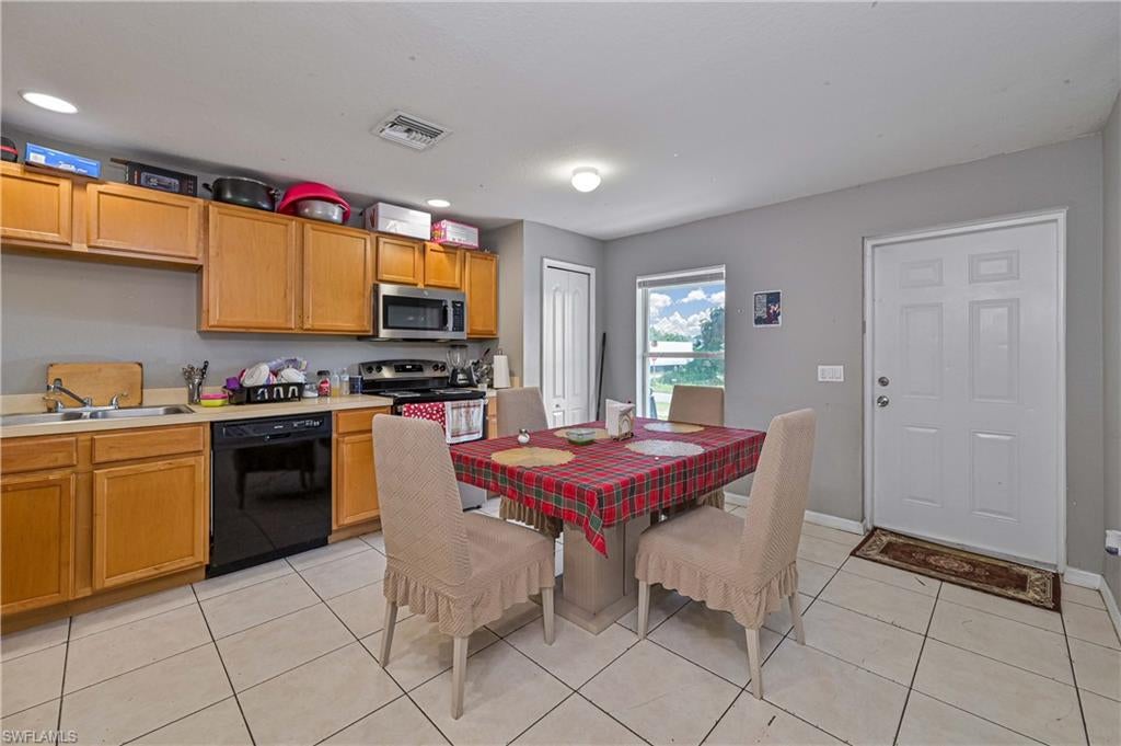 LEHIGH ACRES - Residential Income