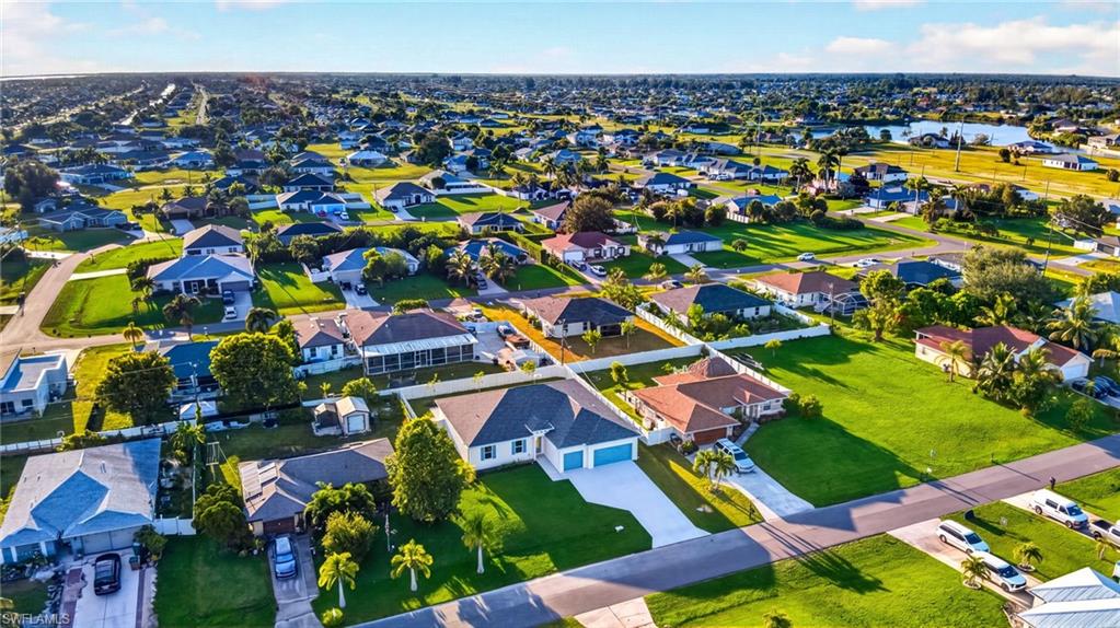 CAPE CORAL - Residential