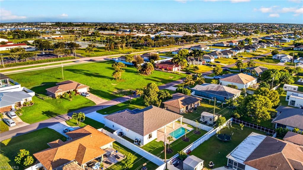 CAPE CORAL - Residential