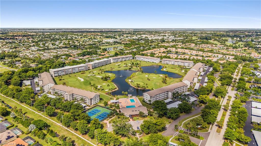 GOLFVIEW GOLF & RACQUET CLUB - Residential