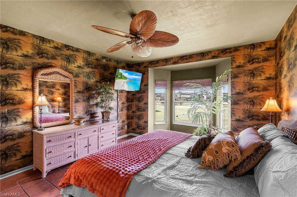 GOLFVIEW GOLF & RACQUET CLUB - Residential