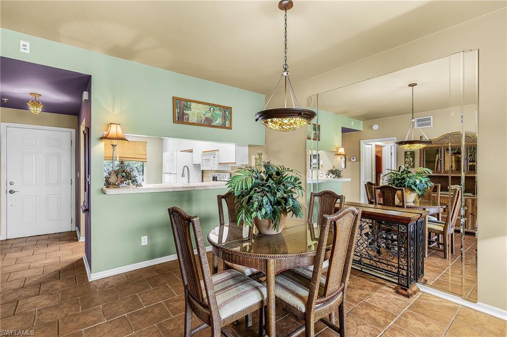 GOLFVIEW GOLF & RACQUET CLUB - Residential