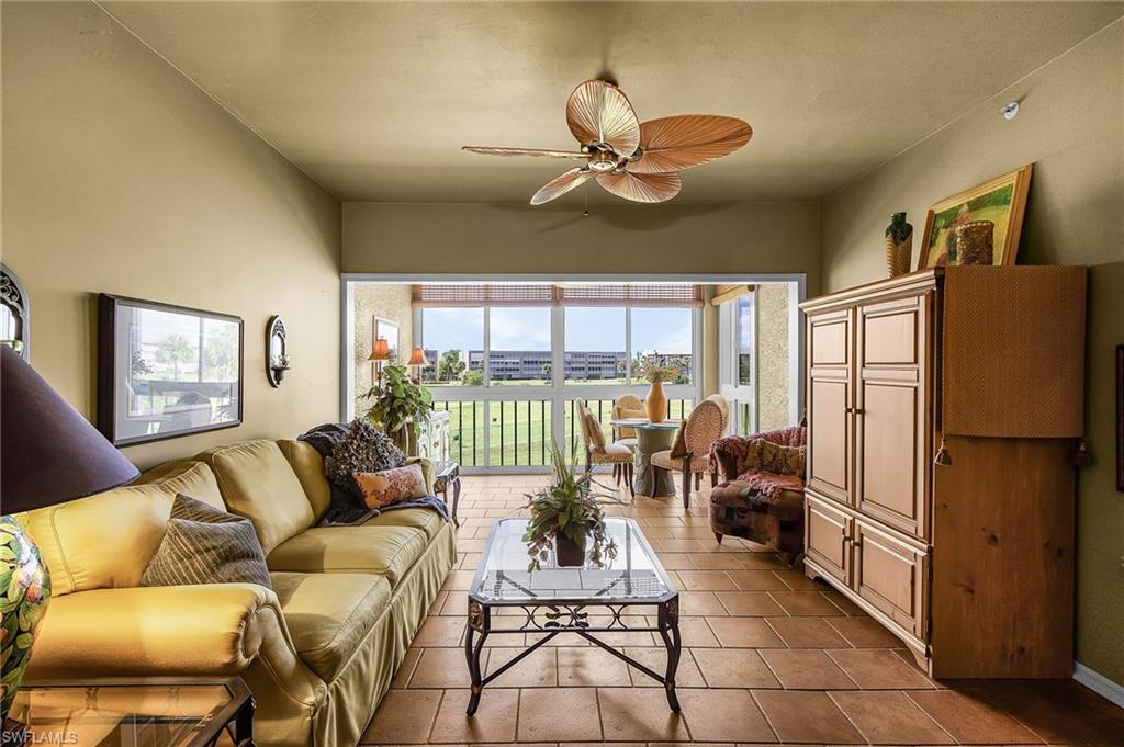 GOLFVIEW GOLF & RACQUET CLUB - Residential