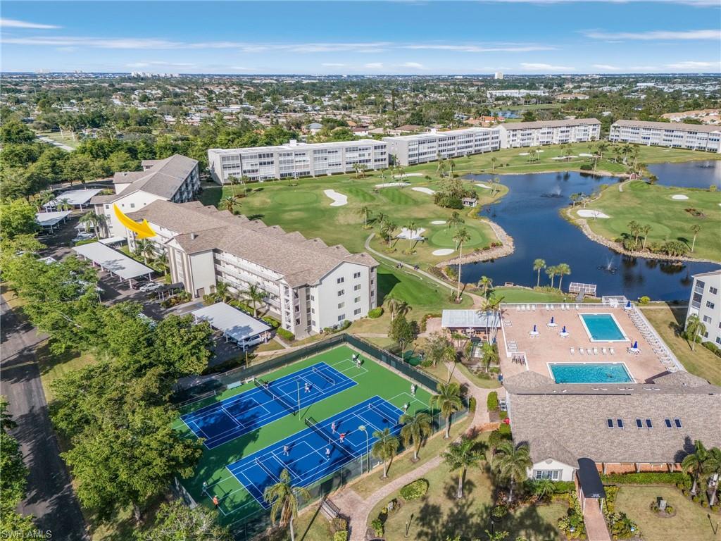 GOLFVIEW GOLF & RACQUET CLUB - Residential
