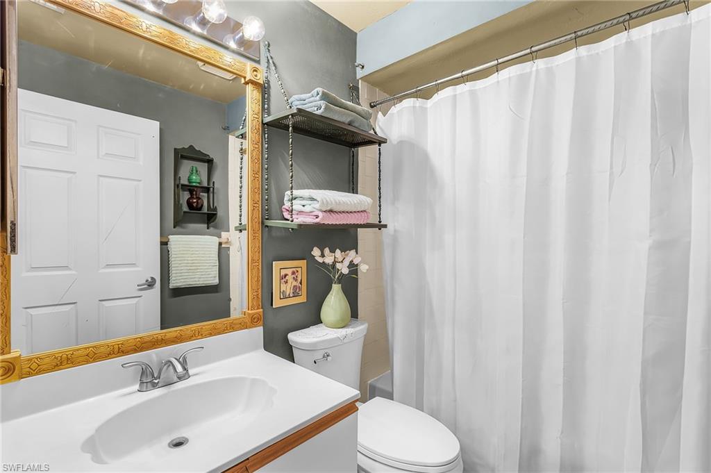 GOLFVIEW GOLF & RACQUET CLUB - Residential