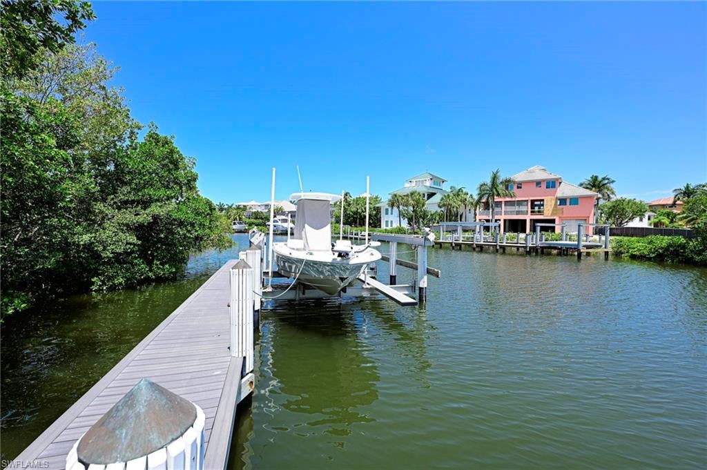 BAYFRONT GARDENS - Residential