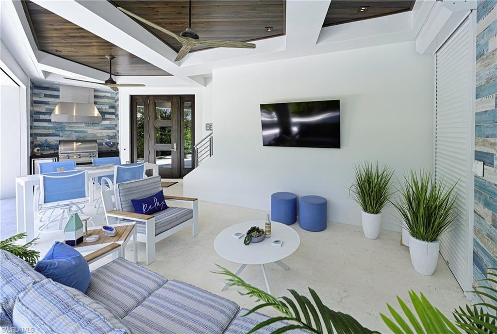 BAYFRONT GARDENS - Residential