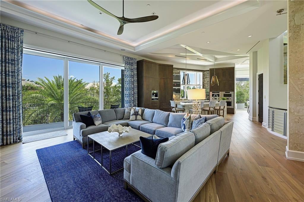 BAYFRONT GARDENS - Residential