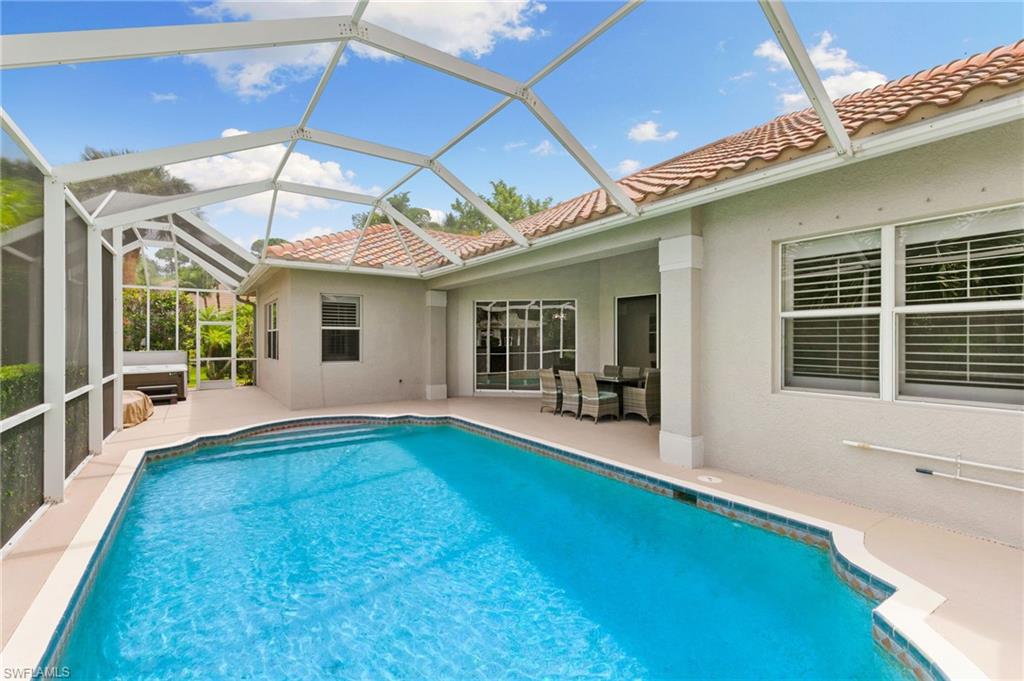 WILSHIRE LAKES - Residential
