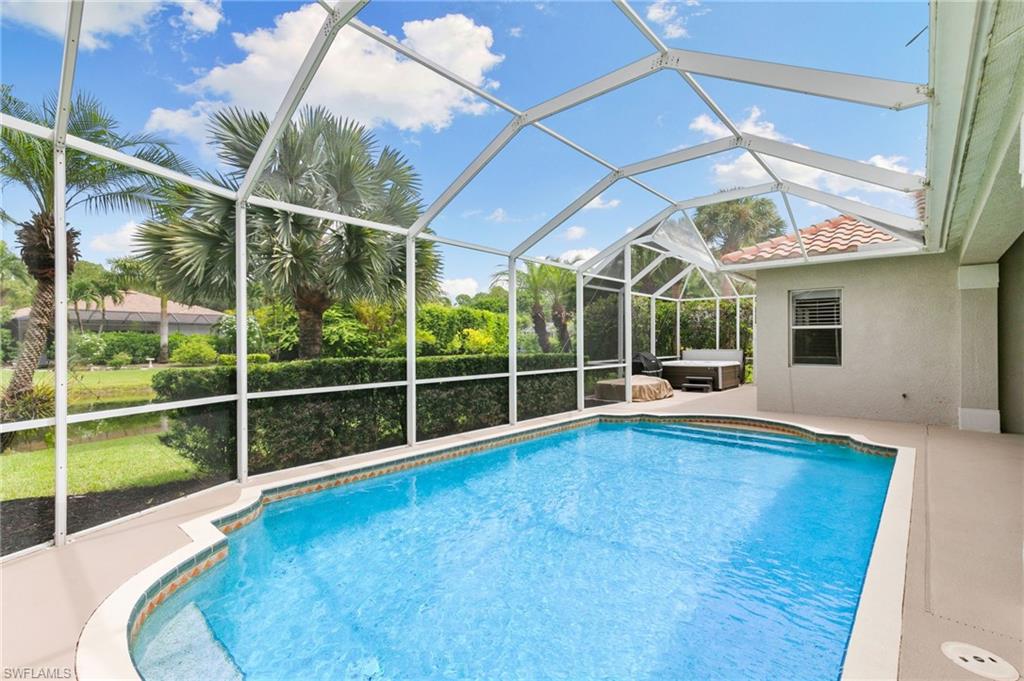 WILSHIRE LAKES - Residential