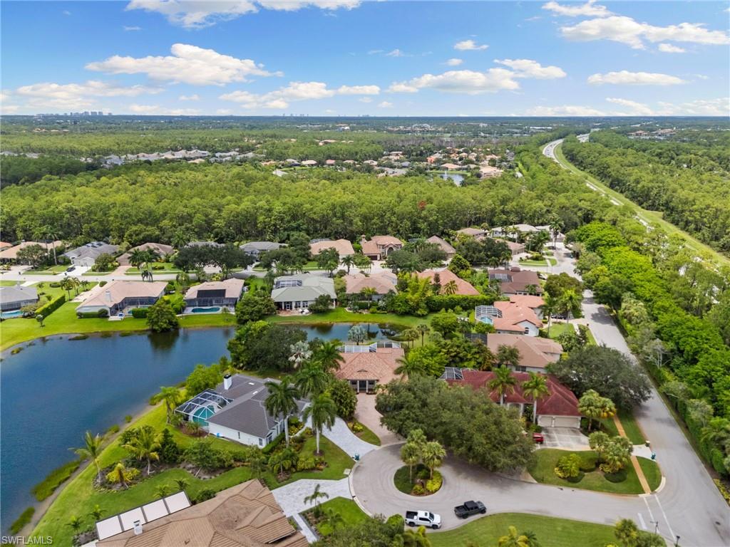 WILSHIRE LAKES - Residential