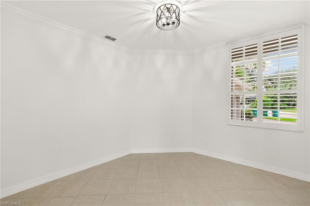 WILSHIRE LAKES - Residential