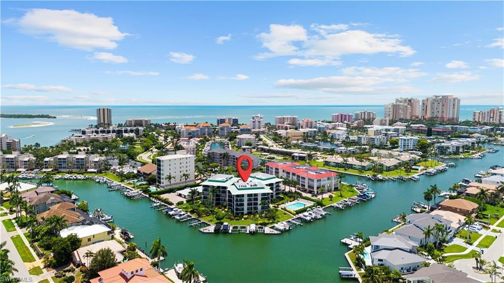 TROPICAL ISLE - Residential