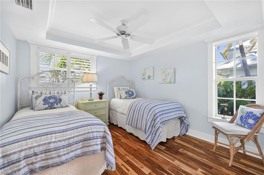 SANIBEL HARBOURS - Residential