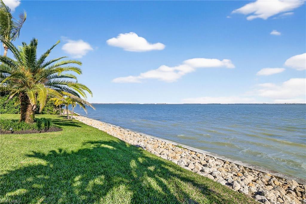 SANIBEL HARBOURS - Residential