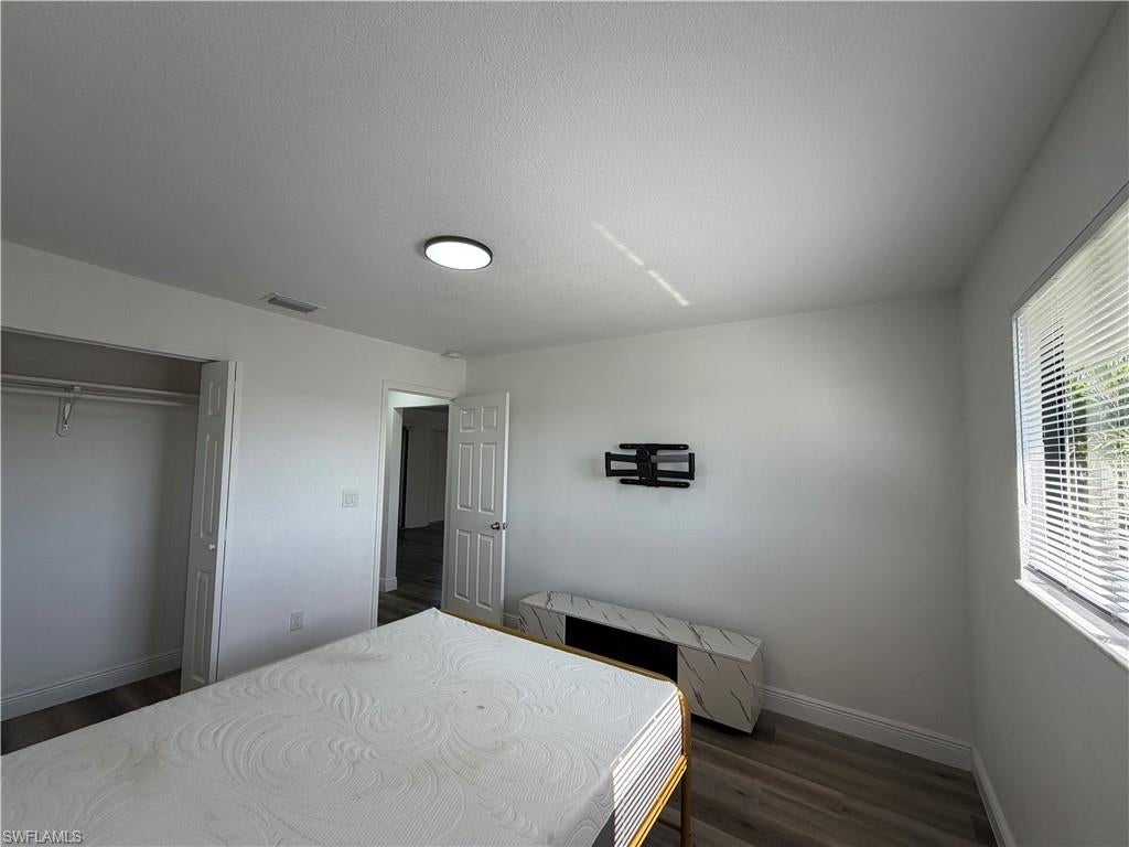 EXECUTIVE COURT CONDO - Residential Lease