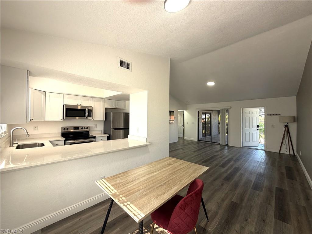 EXECUTIVE COURT CONDO - Residential Lease