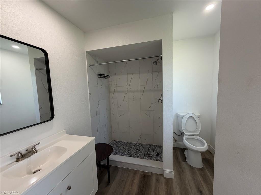 EXECUTIVE COURT CONDO - Residential Lease