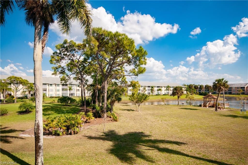 VILLAGES ON LAKE AUGUSTA - Residential