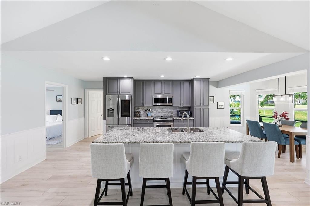 SPANISH WELLS - Residential Lease