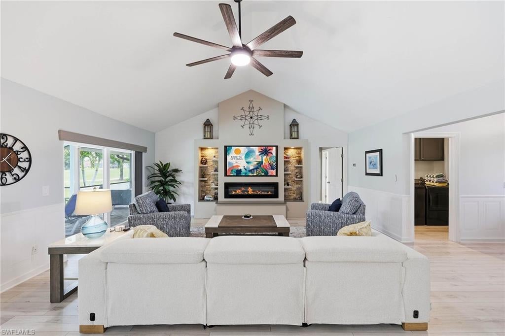 SPANISH WELLS - Residential Lease