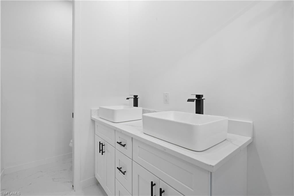 PORT CHARLOTTE - Residential