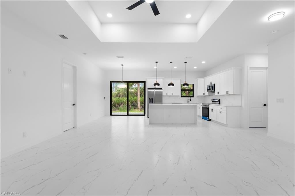 PORT CHARLOTTE - Residential