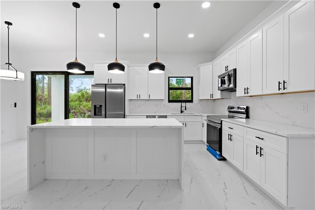 PORT CHARLOTTE - Residential