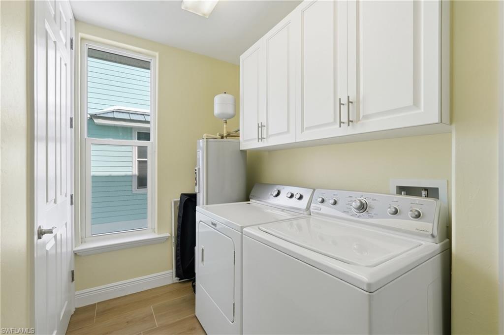 KEY WEST COURTYARDS - Residential