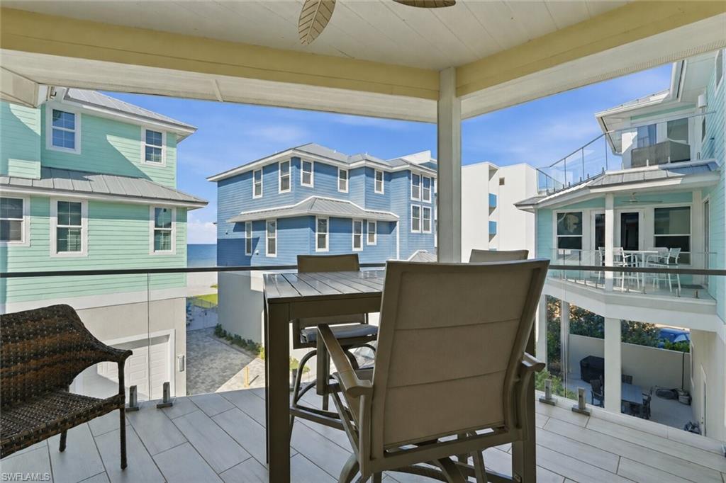 KEY WEST COURTYARDS - Residential