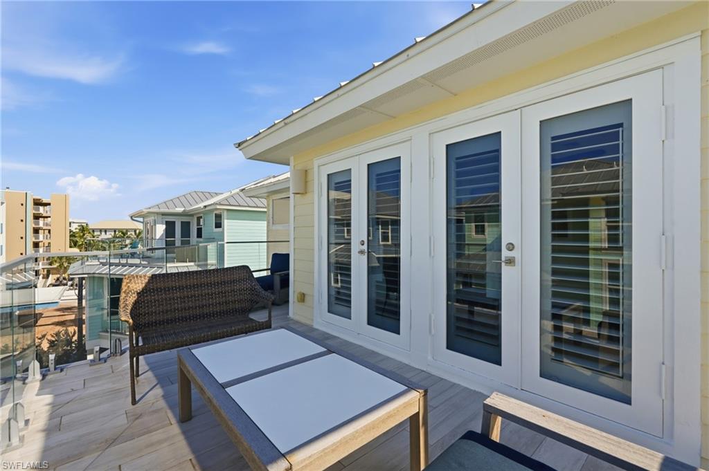 KEY WEST COURTYARDS - Residential
