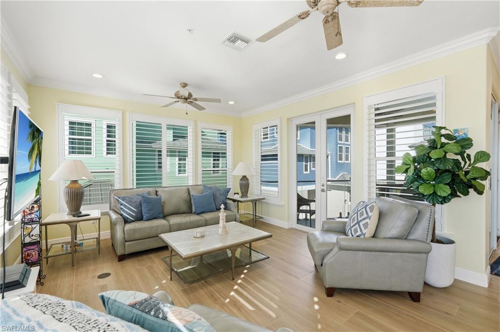 KEY WEST COURTYARDS - Residential