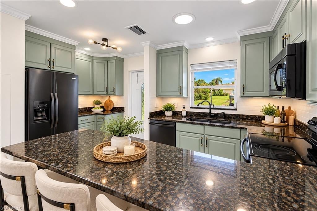 CAMILLE GARDENS - Residential