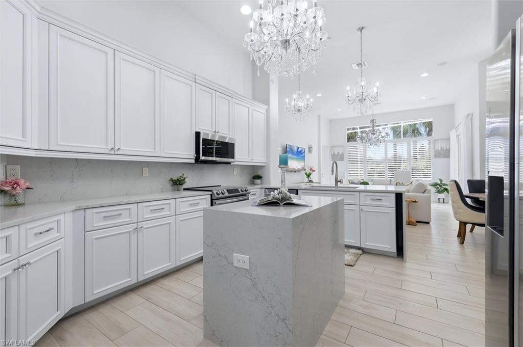 BEVERLY HILLS - Residential