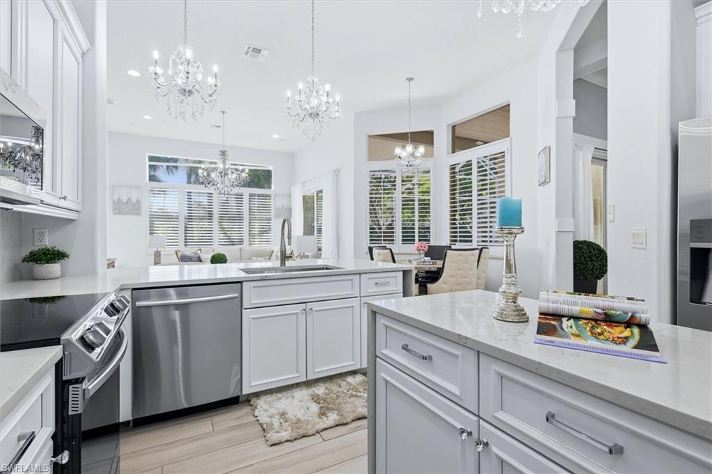 BEVERLY HILLS - Residential
